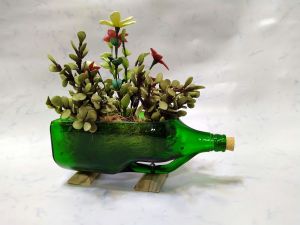 Signature  2-litre Table-top-planter
